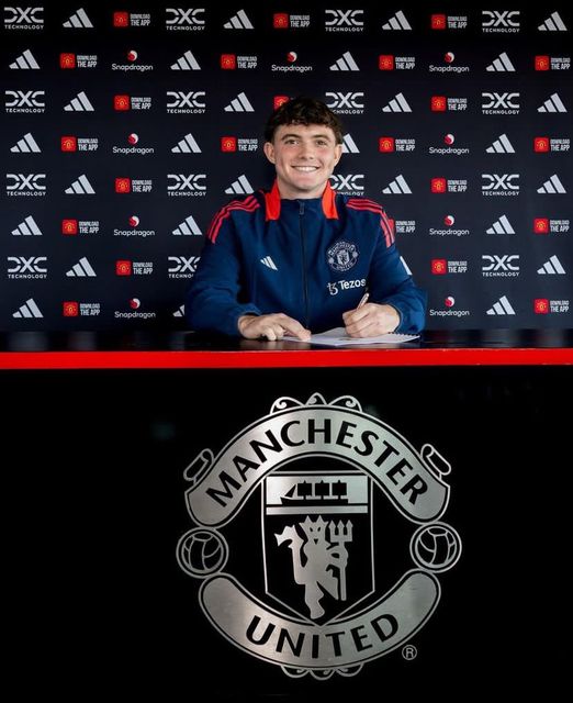 𝗗𝗘𝗔𝗟 𝗗𝗢𝗡𝗘: Manchester United have signed James Overy.