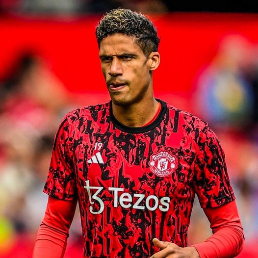 𝗕𝗥𝗘𝗔𝗞𝗜𝗡𝗚: Raphaël Varane has decided to retire from football at the age of 31.