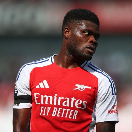 arcelona and Atlético de Madrid are considering signing Thomas Partey from Arsenal as a free agent in the summer.