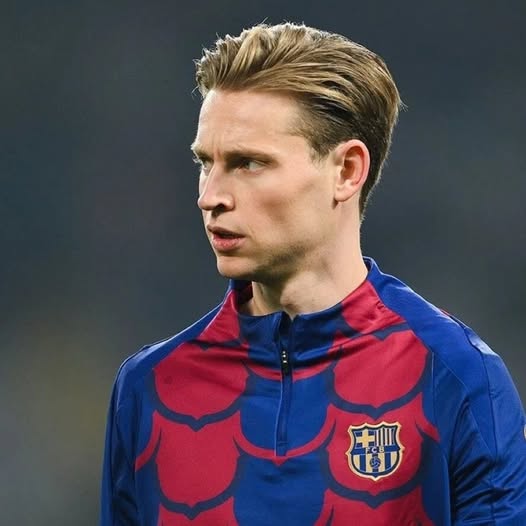 Barcelona are planning on selling Frenkie de Jong in the summer.