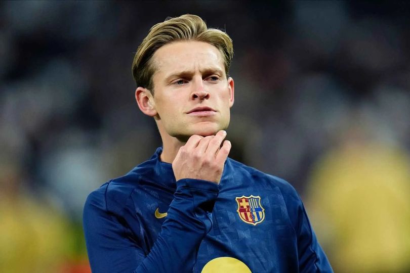 FC Barcelona could be forced to take action if Frenkie De Jong doesn’t agree to leave the club this summer.